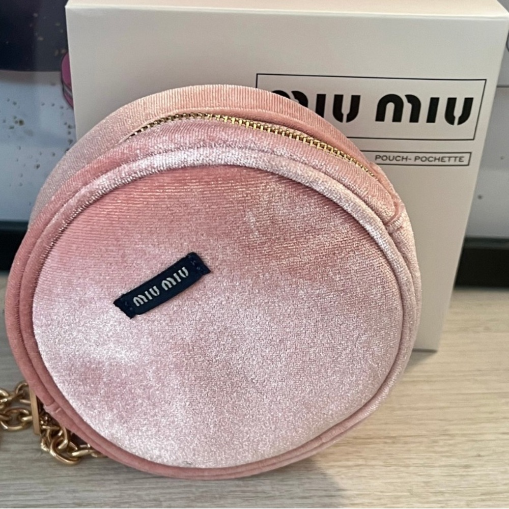 Miu Miu Beauty Line  Velvet Circle Pouch/ Wristlet ⭐️GWP Novelty Item⭐️
